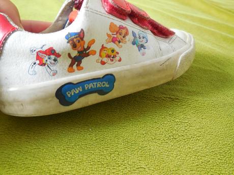 Detské tenisky, labková patrola, nepremokavé.24/25, 24