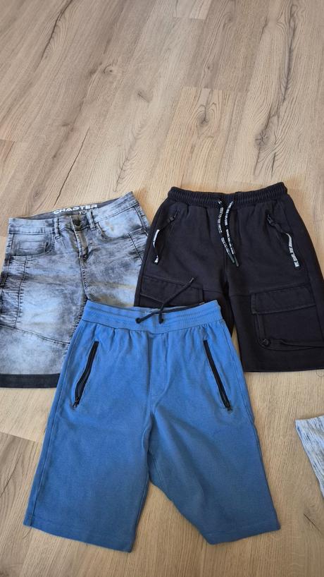 Kratasy, reserved,146