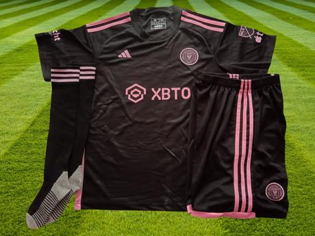 Futbalový dres messi čierna edícia inter miami 155, adidas,152 / 158