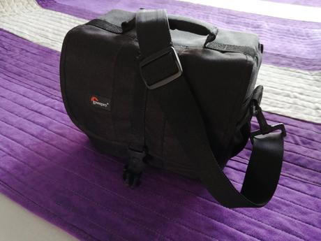 Brašna na zrkadlovku, lowepro