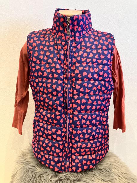 Dievčenská prechodná vesta so srdiečkami (122), 122