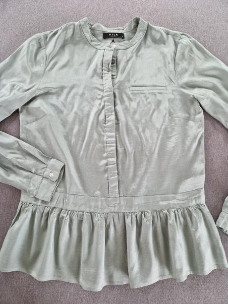 Blúzka s volánom, s