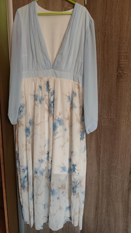 Šaty spoločenské 42/44/xl nepouzivane, xl