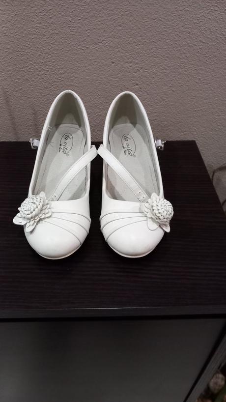 Topánočky na 1.sv. prijímanie, 31