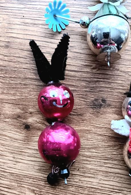 4 kusy staré vianočné ozdoby, 