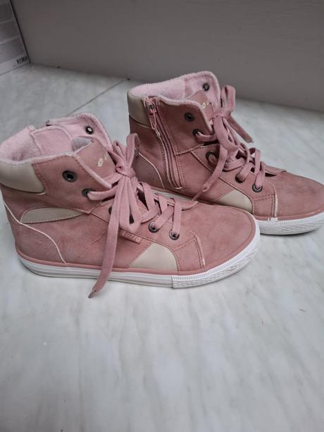 Topánočky pre dievčatka  lotto veľ.33, lotto,33