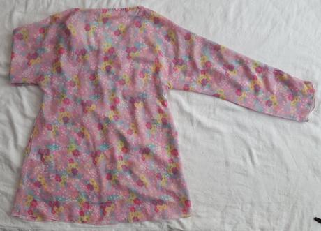 Letná blúzka s flitrami, 146