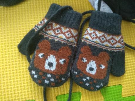 Čiapočky a rukavičky pre dvojičky, 74