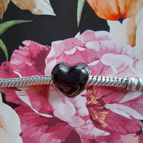 Prívesok čierne srdce, 