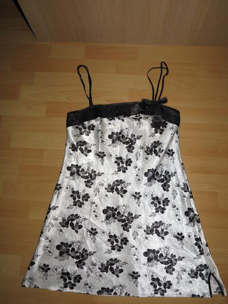 Čierno-biele šaty, george,42