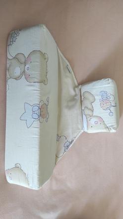 Polohovateľný vankúšik,