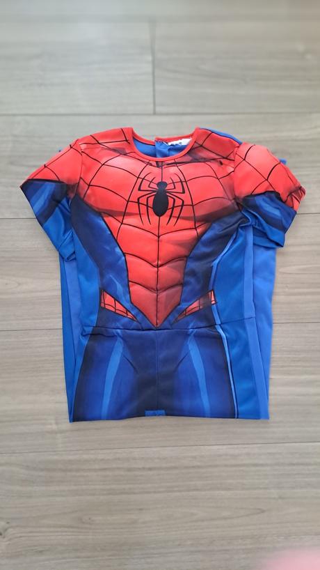Kostym spiderman 5-6rokov, 
