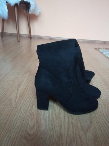 Čižmy nad kolená, 36