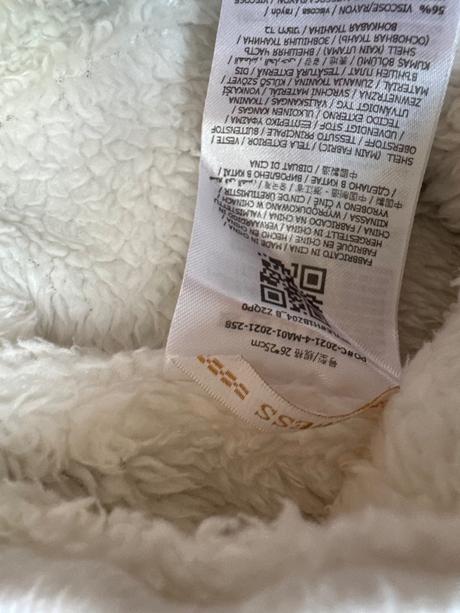 Dievčenský nákrčník guess, guess,116