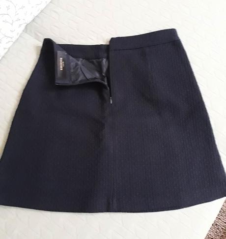 Predám mini tmavomodrú dámsku sukňu, č. 38, reserved,38