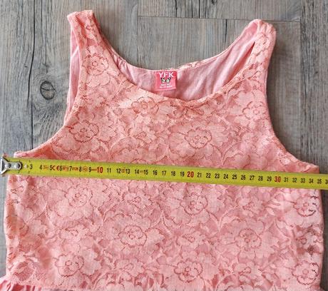 Šaty s čipkovaným topom, 152