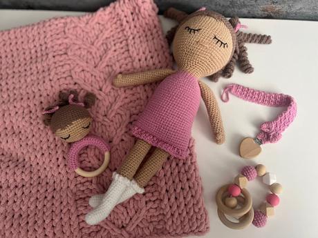 Háčkovaný set pre bábätko, 