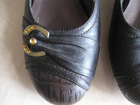 Tmavohnedné lodičky s ozdobou, 36