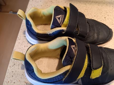 Tenisky, reebok,30
