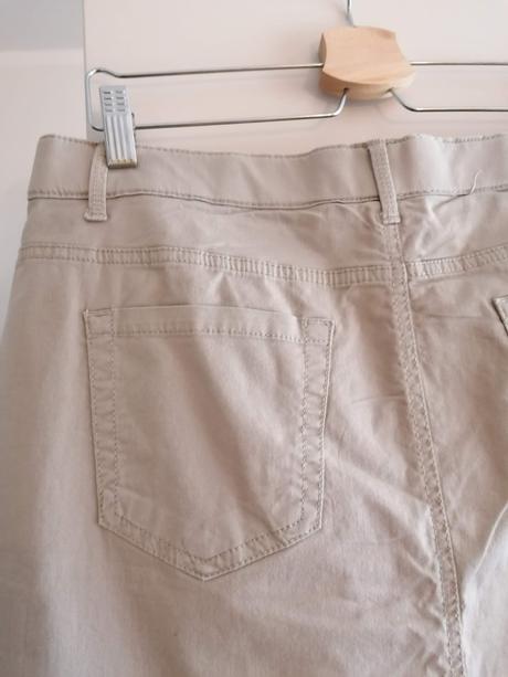 Kvalitná strečová sukňa croft & barrow, l