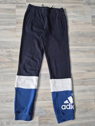 Pekné adidas tepláky - letné, adidas,152