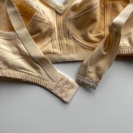 Nevystužená podprsenka bez kostíc 16170 telová, 80d - 105d