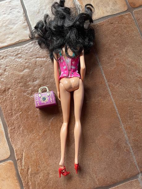 Barbie s kabelkou,