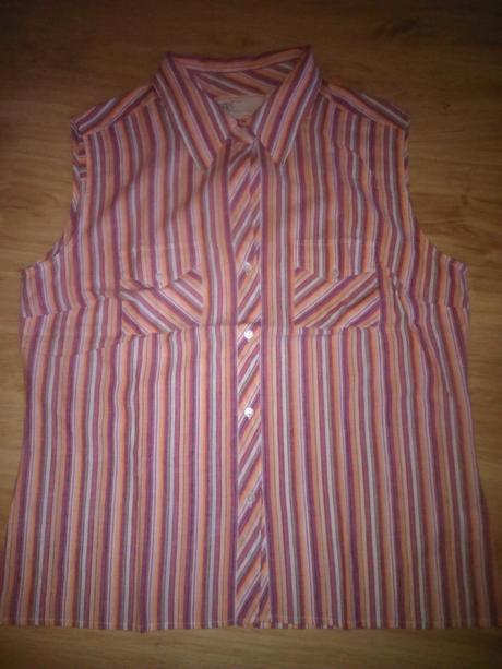 Pásikává blúzka bez rukávov, 42