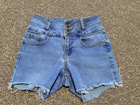 Riflové kraťase, new look,146