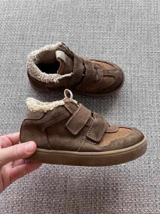 Zateplené tenisky, zara,28