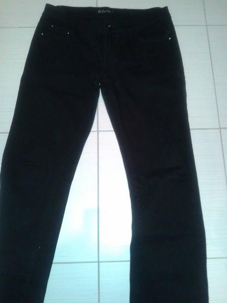 Čierne elestické nohavice, m