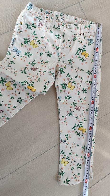 Predám dievčenské farebné rifle, h&m,128