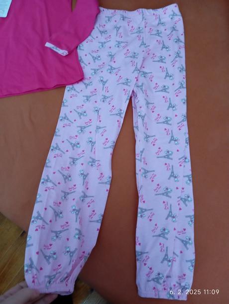 Pyžamo, slovenka,116