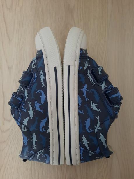 Plátenky so žralokmi (vd 19 cm), f&f,31