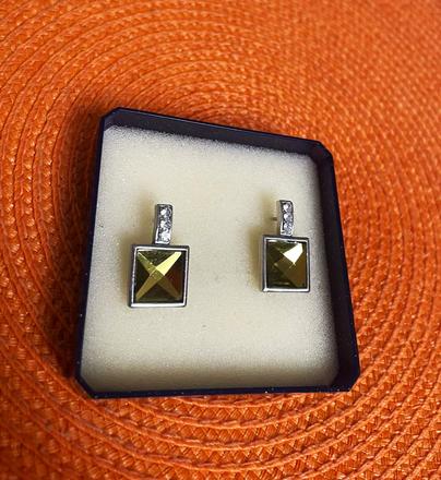 Náušnice - brúsené zrkadlovky rivoli, 