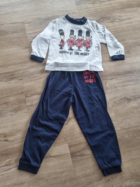 Pyžamo, just play,104