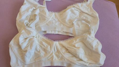 Dojčiace podprsenky veľ.85c - 2 kusy - super stav, 85c