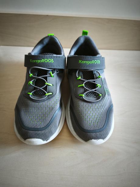Tenisky, kangaroos,35