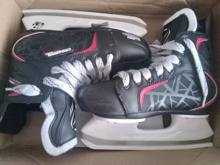 Predám korčule, crowned,38