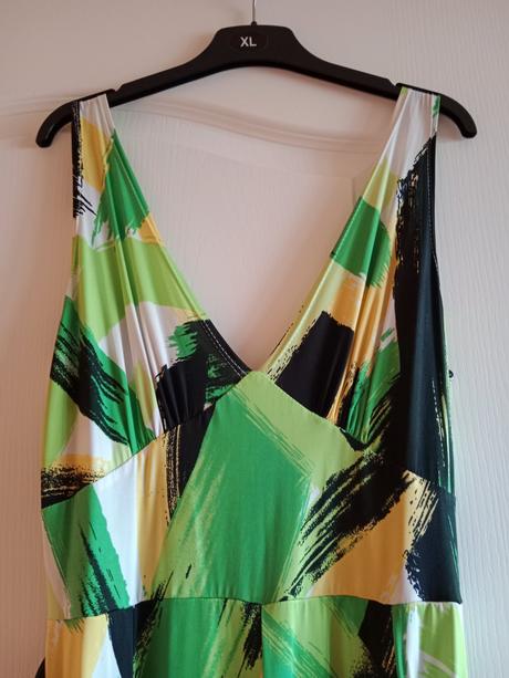 Spoločenské šaty cena s poštovným, l