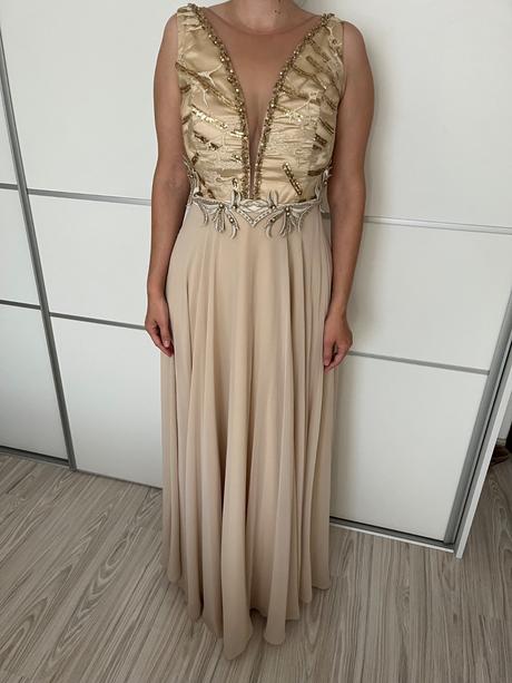 Spoločenské šaty, 38