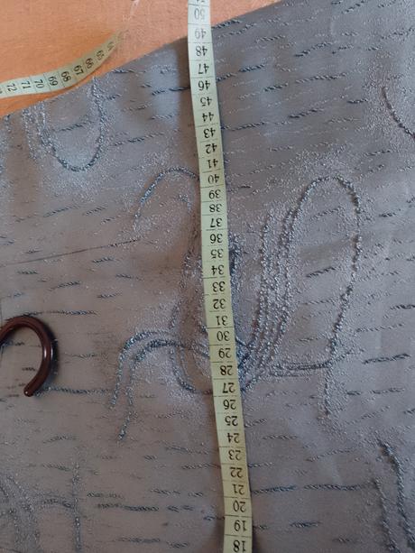 Šaty spoločenské, l