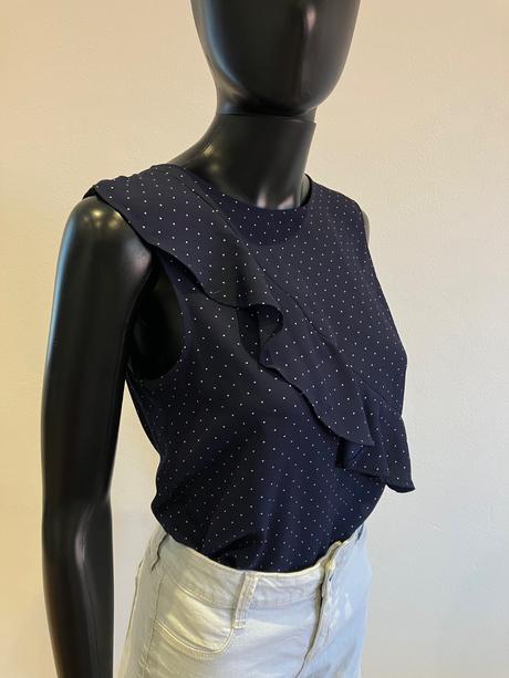 Dámska bodkovaná blúzka s volánom f&f (34), f&f,xs