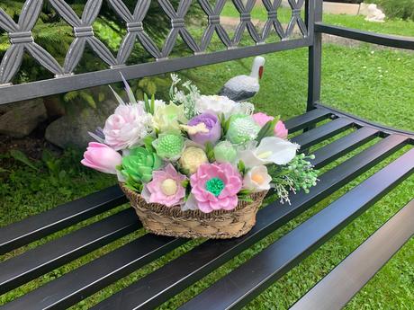 Mydlova kytica v košíku, 