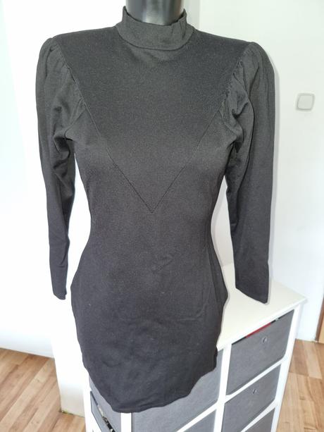 Damske saty, stradivarius,m