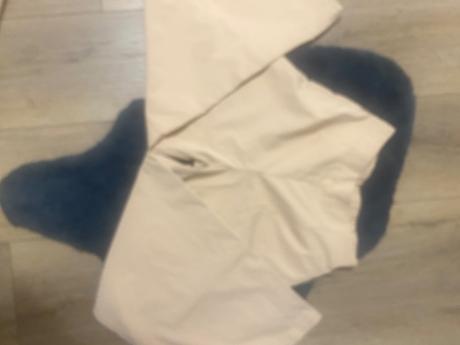 Nohavicový komplet, 152