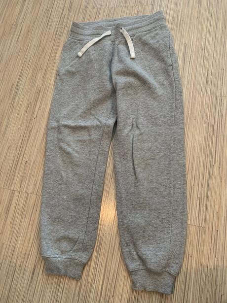 Bledo sive teplaky 122, h&m,122