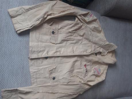 Krásna tenká bunda, s