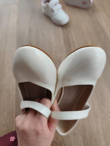 Baleríny na podpätku na prijímanie, 34