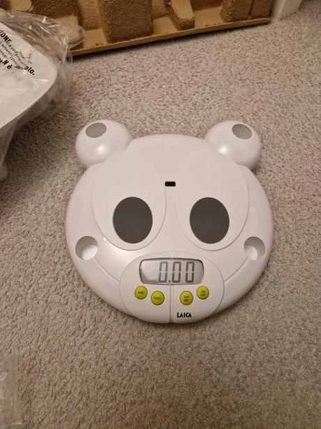 Detska kojenecka vaha, laica